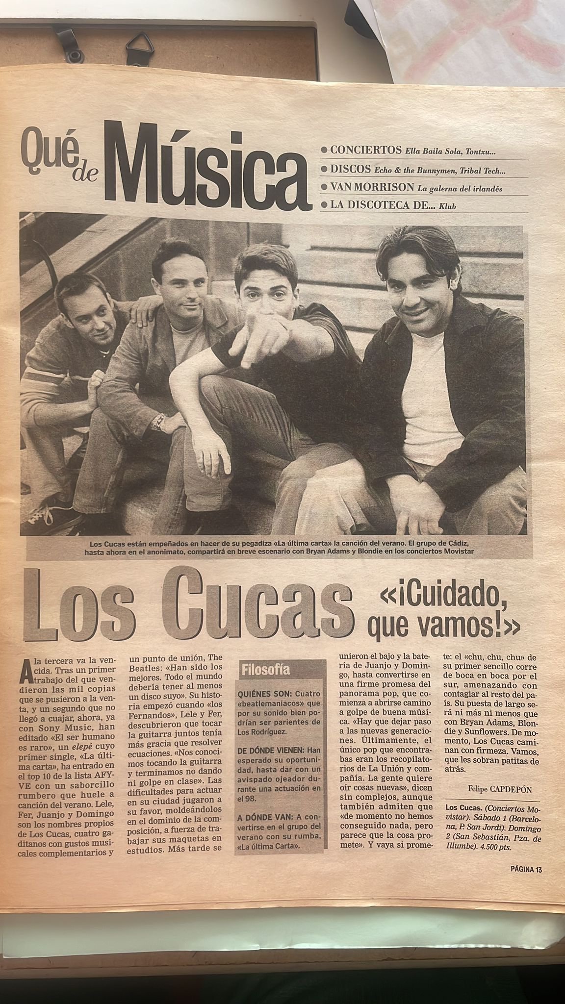Página del suplemento Qué de Qué de ABC con la entrevista ¡Cuidado, que vamos! a Los Cucas