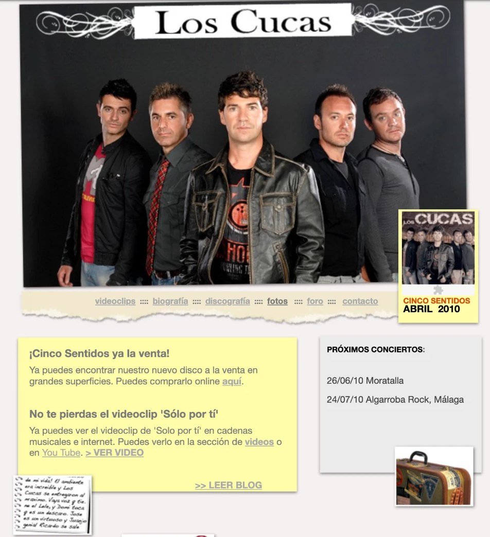 Captura de la web oficial loscucas.es en junio de 2010, con el grupo de cinco y el aviso de Cinco sentidos ya a la venta